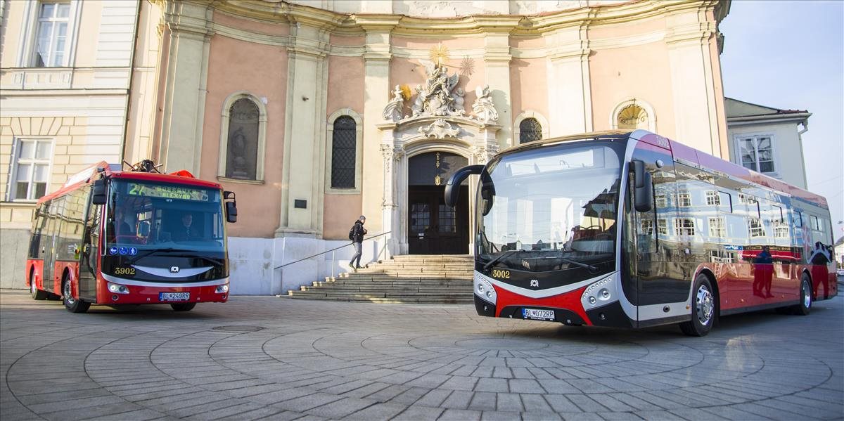 Hlavné mesto chce znížiť emisie: Kúpilo elektrobusy za viac ako 9,5 milióna eur