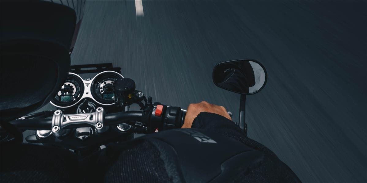 Jazda na motorke v zlom počasí sa stáva odteraz jednoduchšou