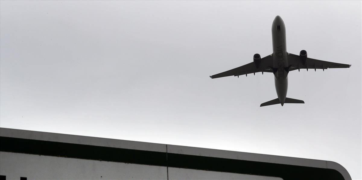 Vyše štyri tisíc zamestnancov letiska Heathrow plánuje počas leta štrajky