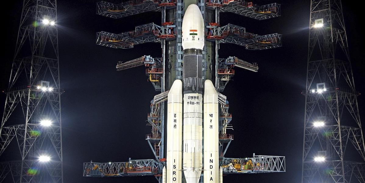 Indická vesmírna misia na prieskum Mesiaca predsa len odštartuje