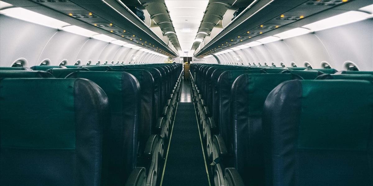 VIDEO: Prekliate prostredné sedadlo v lietadle bude komfortnejšie
