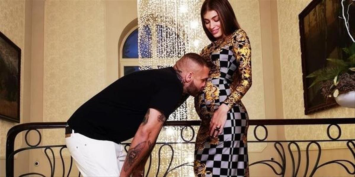 Je to chlapec! Rytmus a Jasmina majú syna