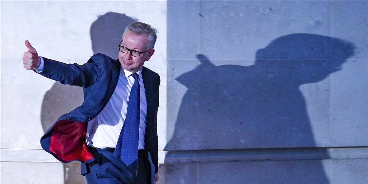 Vláda predpokladá brexit bez dohody, tvrdí Gove