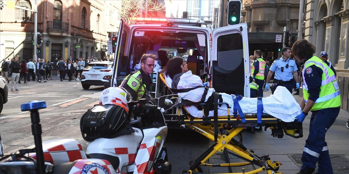 VIDEO: Útok v centre Sydney: Muž s nožom dobodal ženu a napadol viacerých ľudí