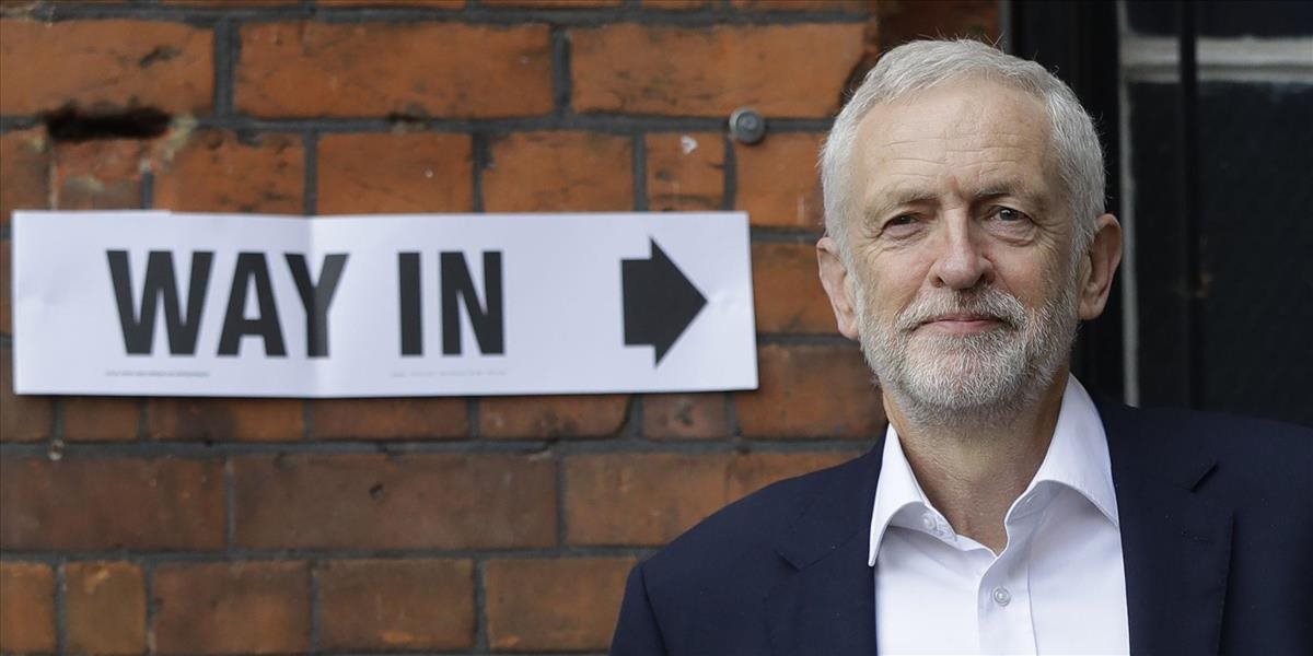 Jeremy Corbyn odmieta tvrdý brexit, chce sa stať dočasným premiérom