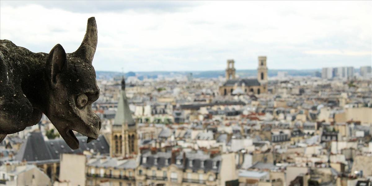 Na parížskej Notre-Dame obnovili čistiace a spevňujúce práce