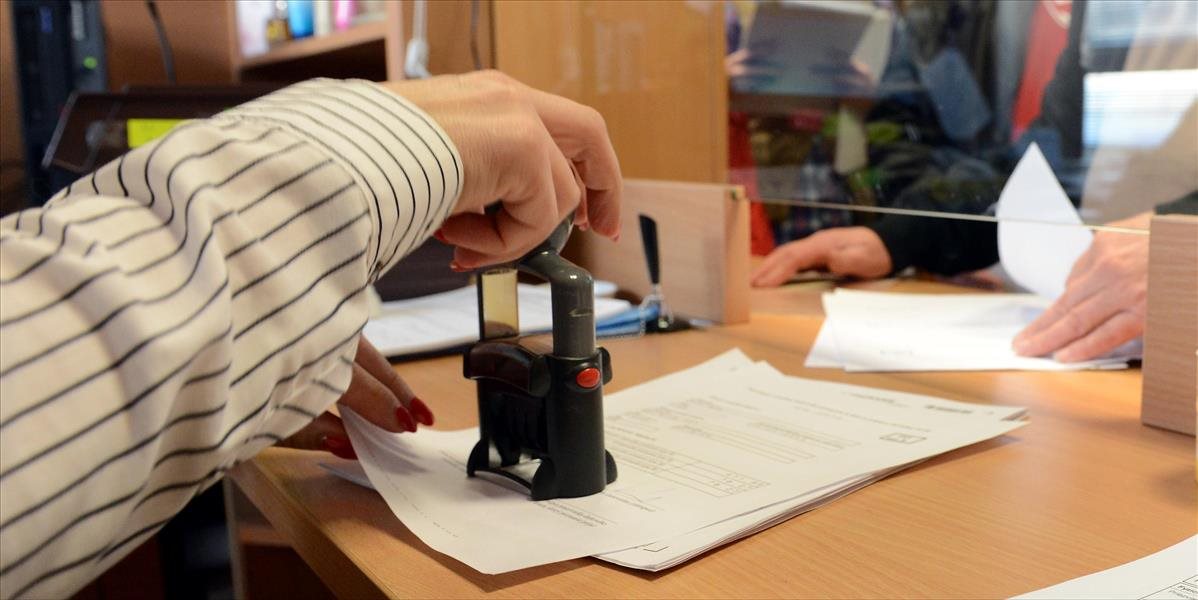Každoročná naháňačka s potvrdením o návšteve školy sa skončila