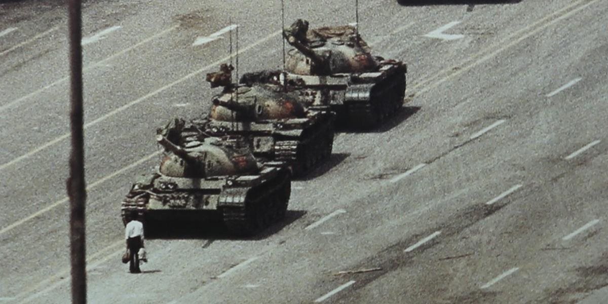 VIDEO: Zomrel jeden z fotografov, ktorí v roku 1989 v Pekingu zvečnili Tank Mana