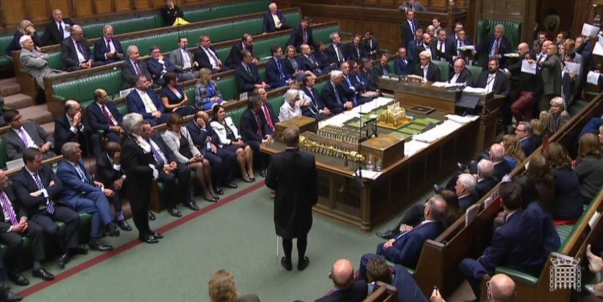 O legálnosti pozastavenia britského parlamentu sa rozhodne počas zajtrajších hodín