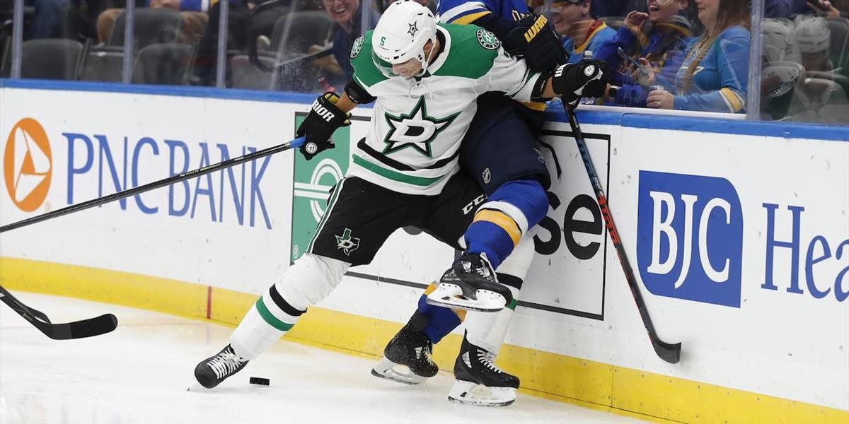 NHL: Dallas so Sekerom zvíťazil v príprave v St. Louis, návrat McDavida