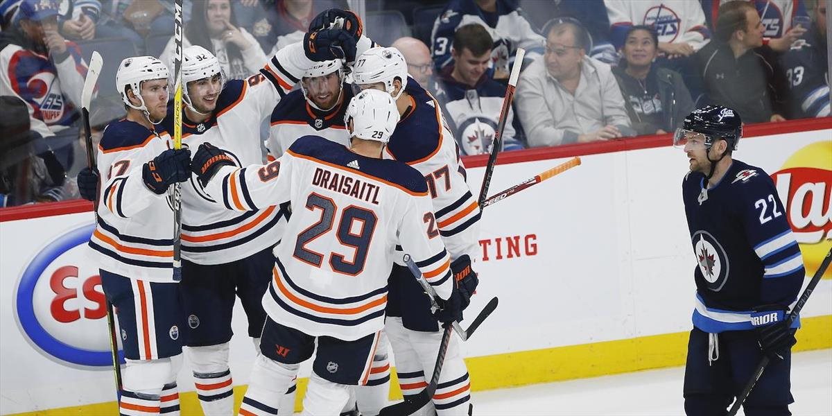 NHL: Jurčo zažiaril po boku McDavida