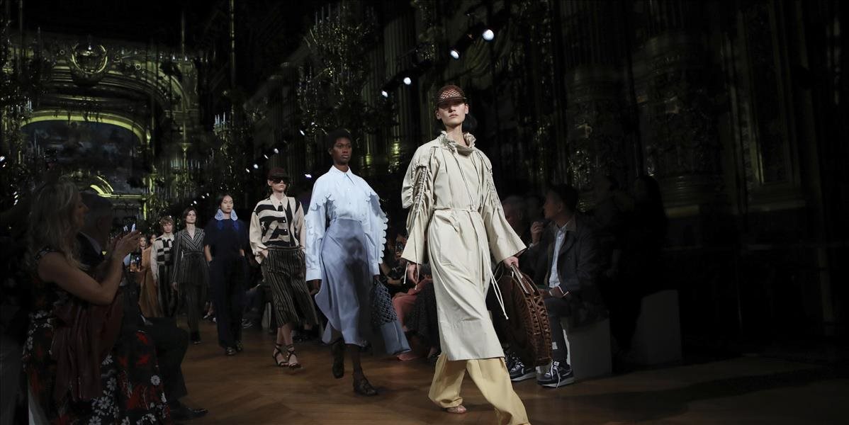 Paris Fashion Week ide pomaly do finále