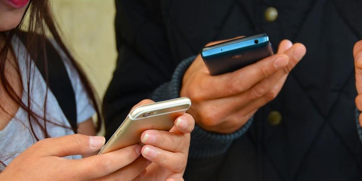 Únia upozornila na riziká kybernetických útokov pri sieťach 5G