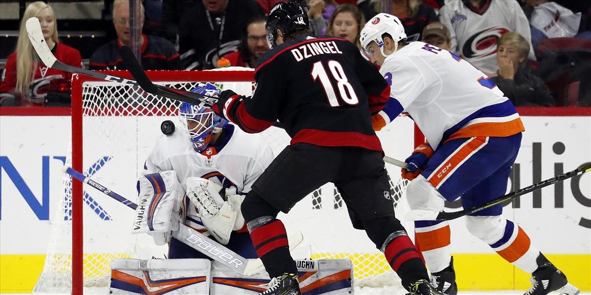 NHL: Hráči Caroliny majú najlepší štart v histórii, vyhrali aj piaty zápas