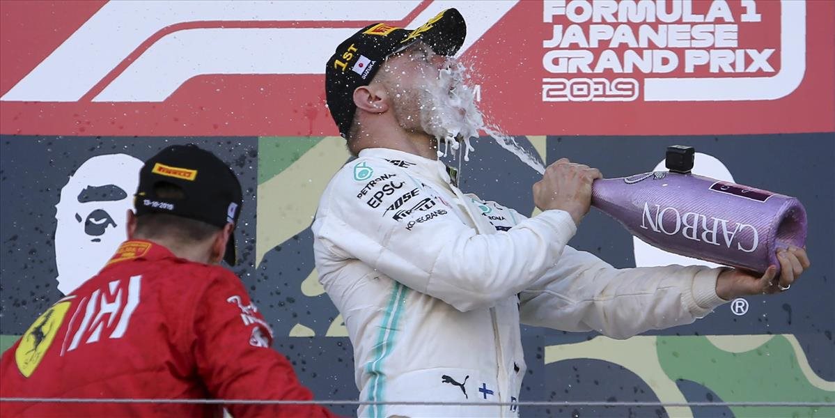 F1: Bottas vyhral VC Japonska, Mercedes získal Pohár konštruktérov