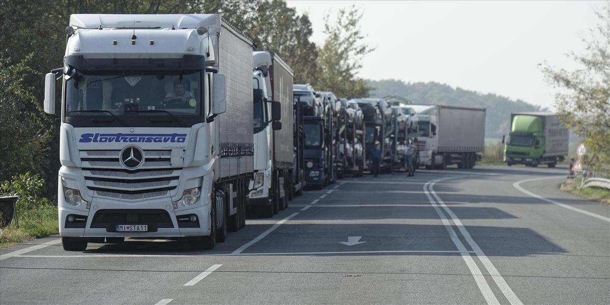 Vodiči, pozor: Polícia na piatok 1. novembra udelila výnimku na dojazd kamiónov