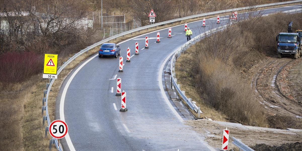 Na diaľnici pri Jarovciach dôjde k dlhodobej uzávere
