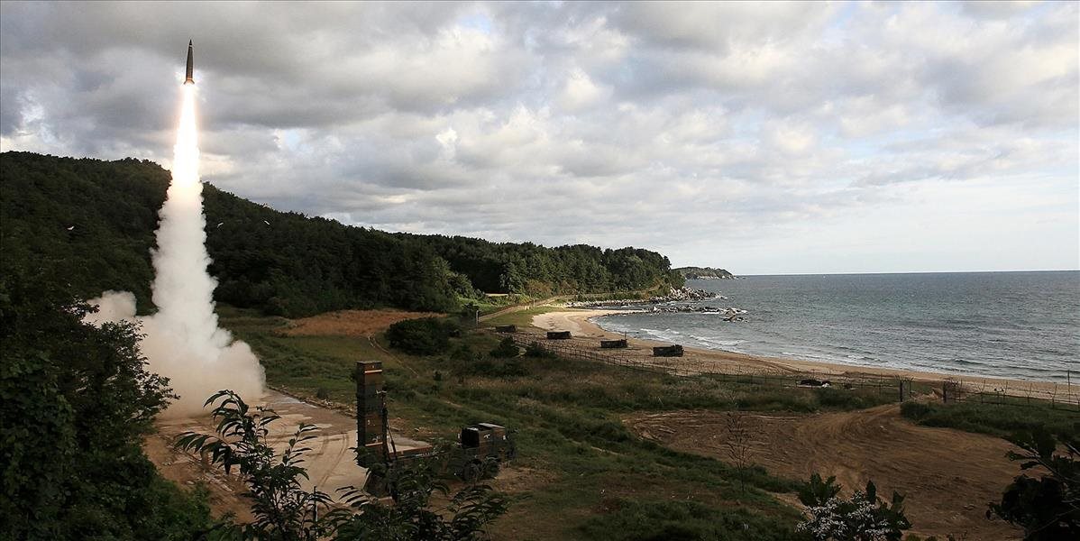 Severná Kórea pracuje na vývoji nových balistických rakiet