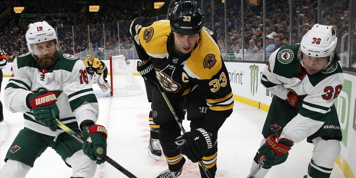 NHL: Chára prispel asistenciou k výhre Bostonu nad Minnesotou