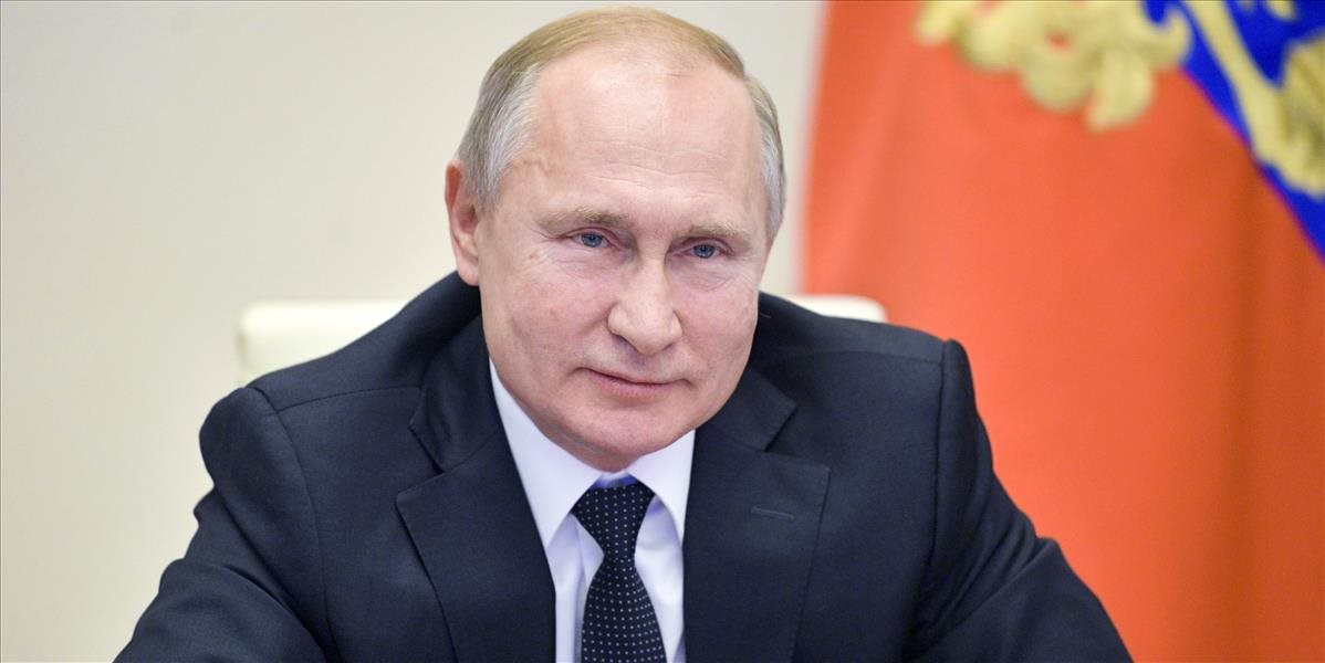 Putin má na stole zákon, od podpisu ktorého ho odrádzajú vlastní obyvatelia