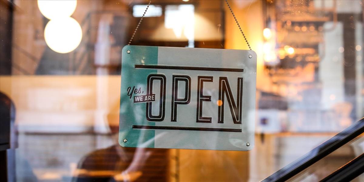 Otváracie hodiny obchodov počas Silvestra