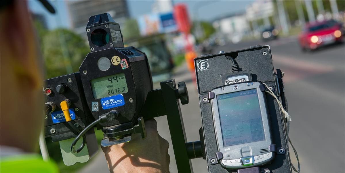 Polícia zvyšuje hliadky na cestách, reaguje tak na nehody spôsobené alkoholom