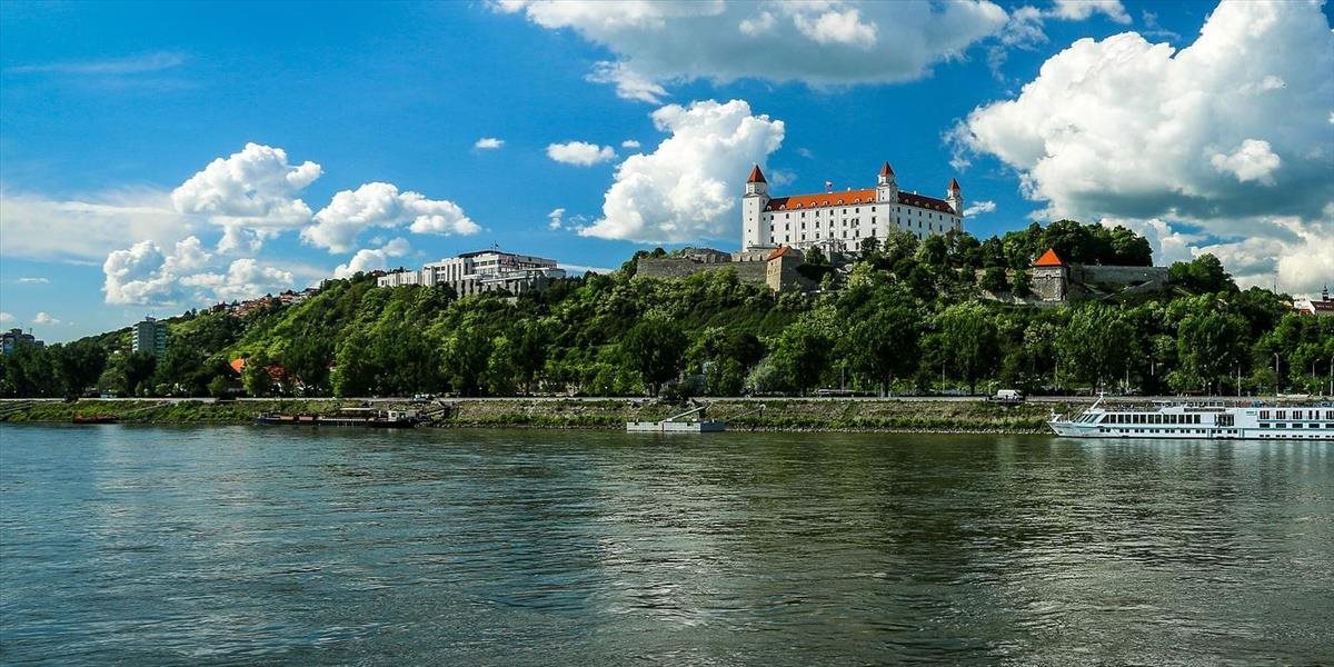 Pre znečistenie Dunaja boli odstavené niektoré studne