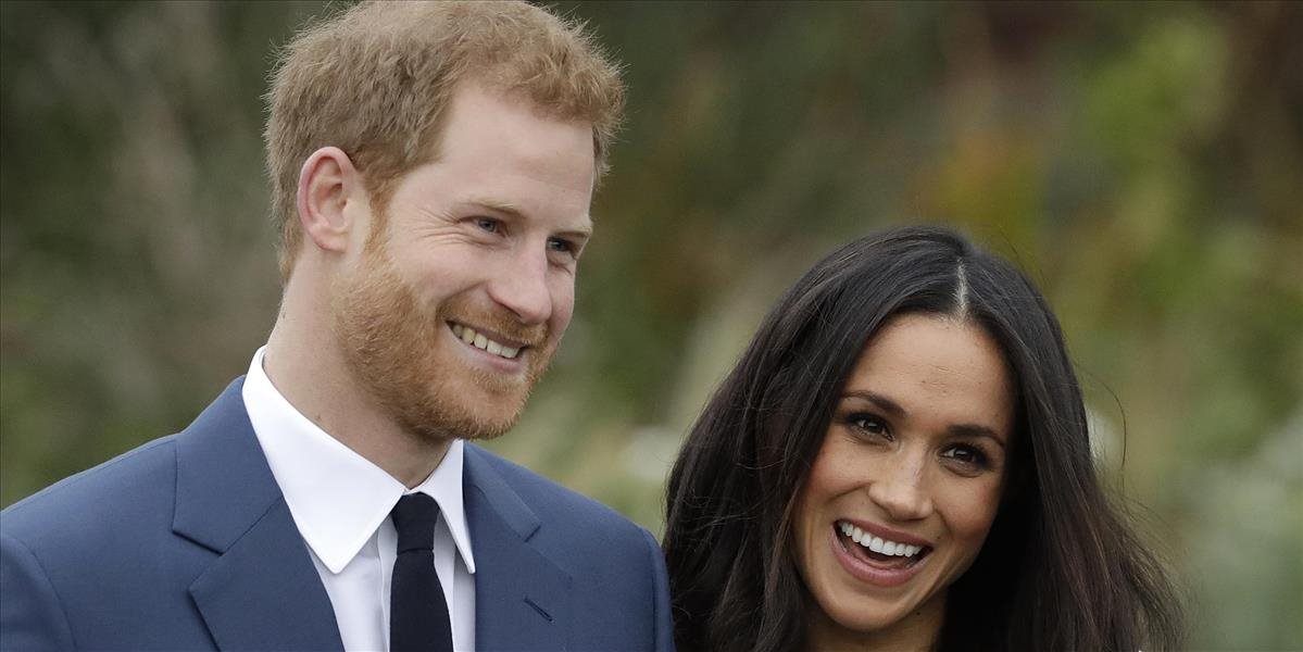 Princ Harry s manželkou Meghan prestanú používať titul kráľovská výsosť