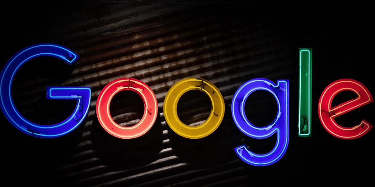 Šéf Googlu vyzval na vyváženú reguláciu umelej inteligencie