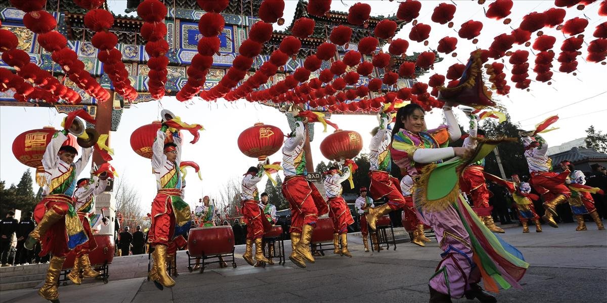 Novoročné oslavy v Pekingu boli kvôli nebezpečnému vírusu zrušené