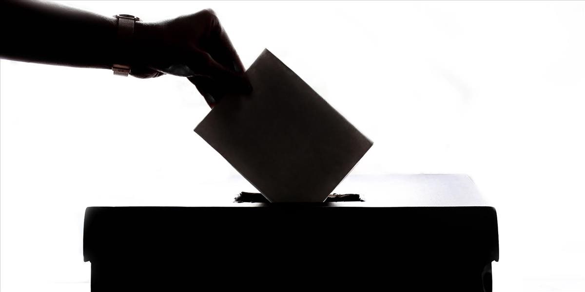 Občania môžu pre vážne dôvody požiadať o prenosnú volebnú schránku