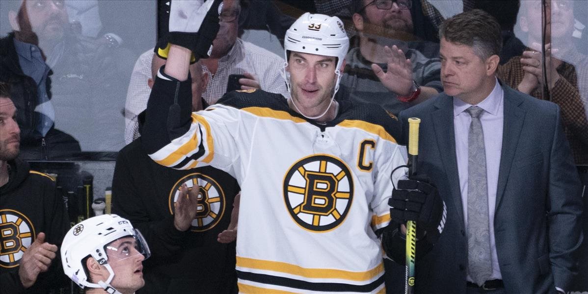 Chára prekonal v NHL ďalšiu métu, Tatar nedohral zápas