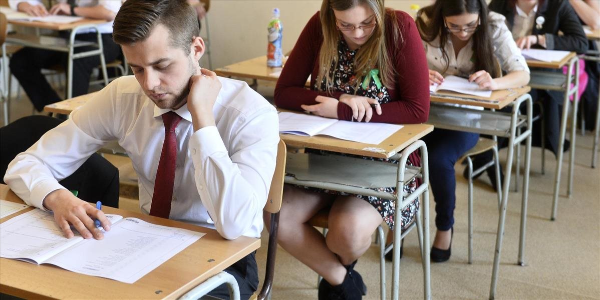 Zatvorenie škôl ovplyvní maturity či prijímacie pohovory