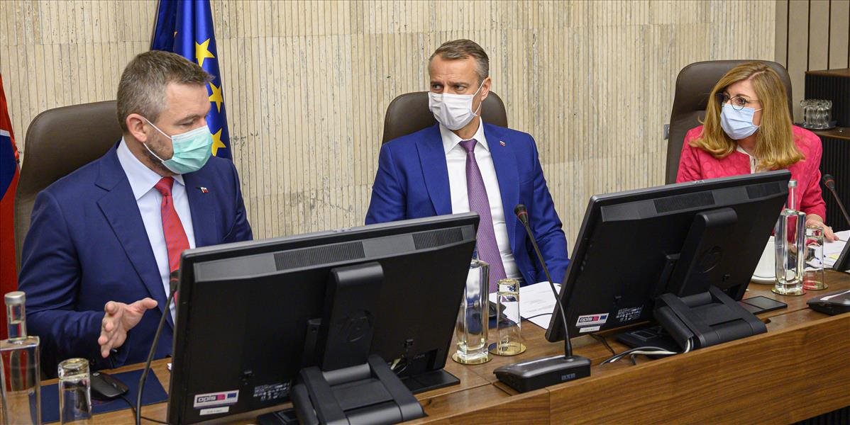 Súčasná vláda má na dnešnom programe svoje posledné zasadnutie