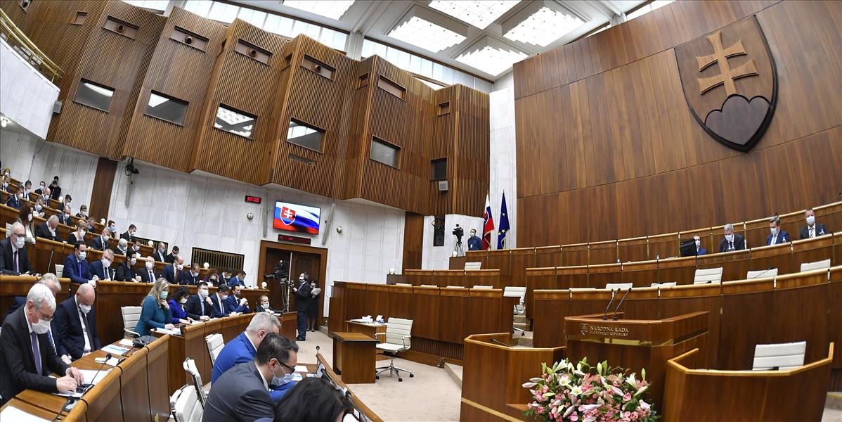 Čo bude hlavným programom dnešnej ustanovujúcej schôodze NRSR?
