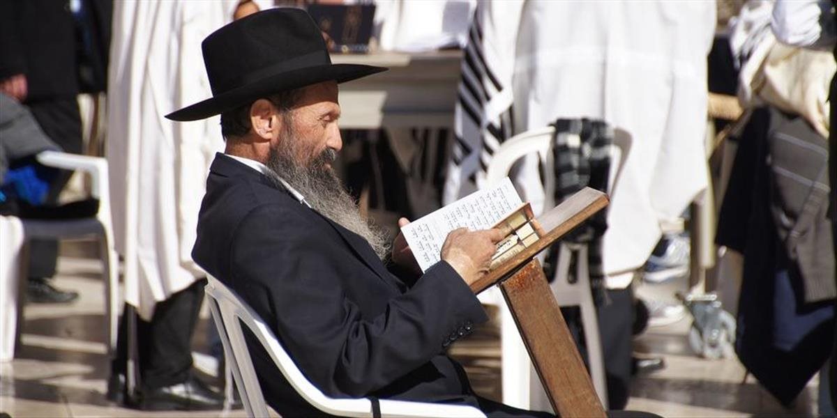 Izrael pripravuje rúška pre ľudí s bradou
