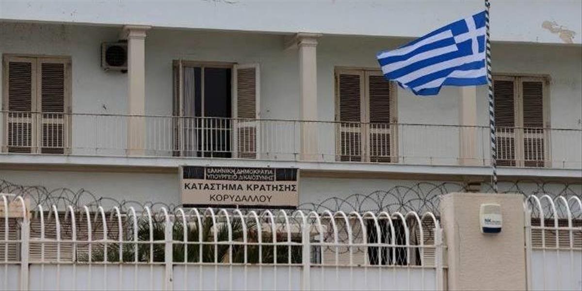 Grécko má problém s preplnenými väznicami