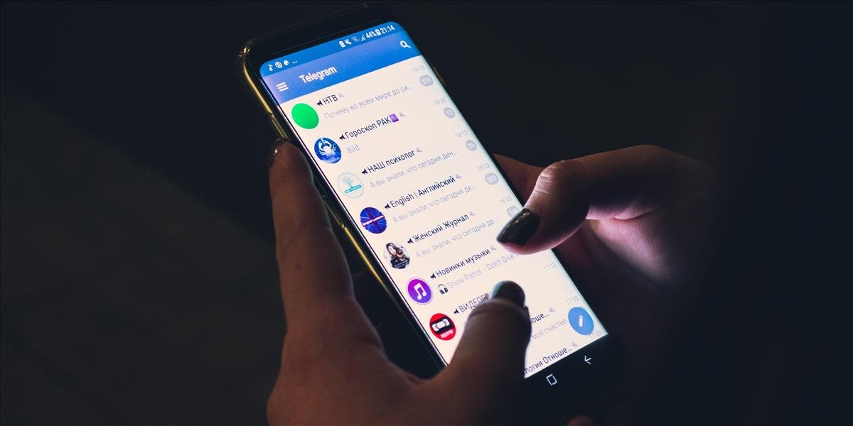 Nová aplikácia umožní používateľovi prevziať kontrolu nad cudzím telefónom