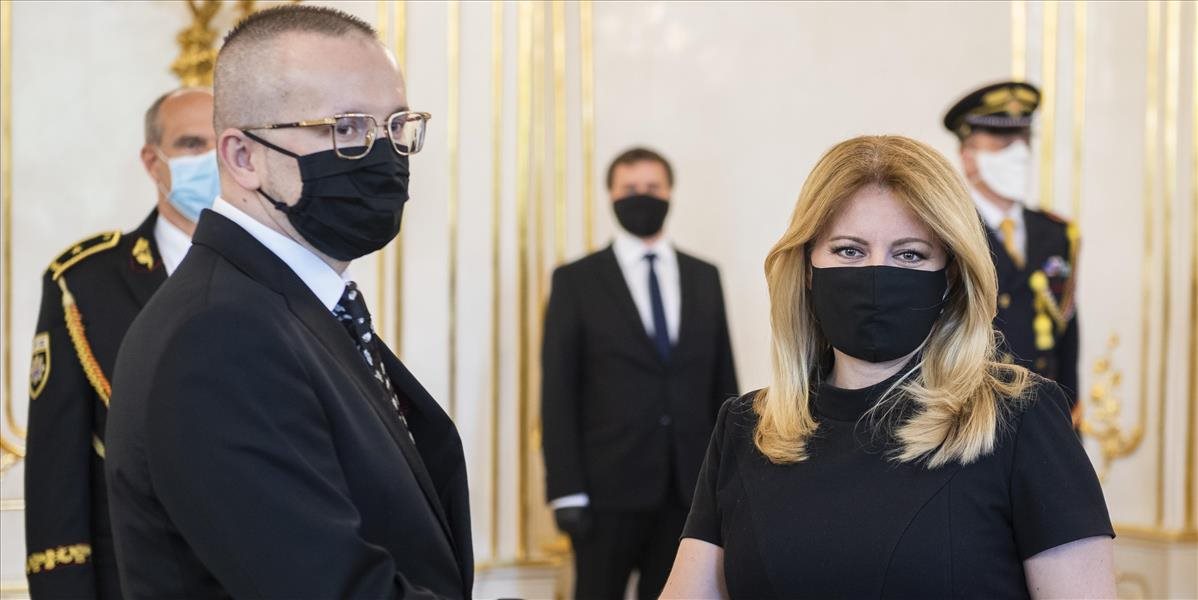 REPORTÁŽ: Prezidentka Čaputová menovala nového riaditeľa SIS