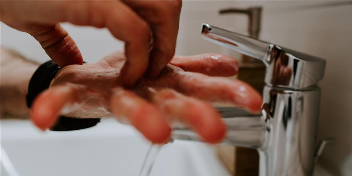 Hygienička radí ako si šetrne dezinfikovať ruky na ochranu pred koronavírusom