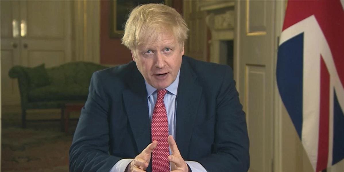 Britský premiér Johnson prirovnáva boj s koronavírusom k boju proti nacizmu