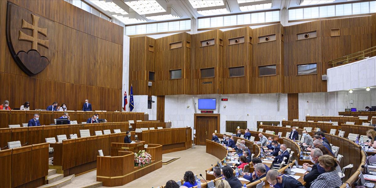 NRSR bude voliť nového ústavného sudcu na jeseň