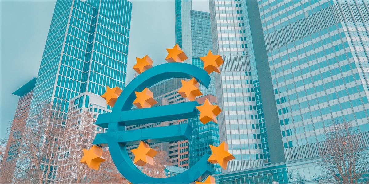 Ekonomika eurozóny sa nevráti na úroveň pred pandémiou skôr ako v roku 2021