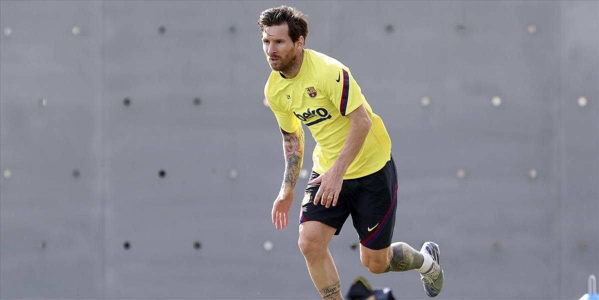 Messi mohol do konca mája Barcelonu opustiť, rozhodol sa však ostať