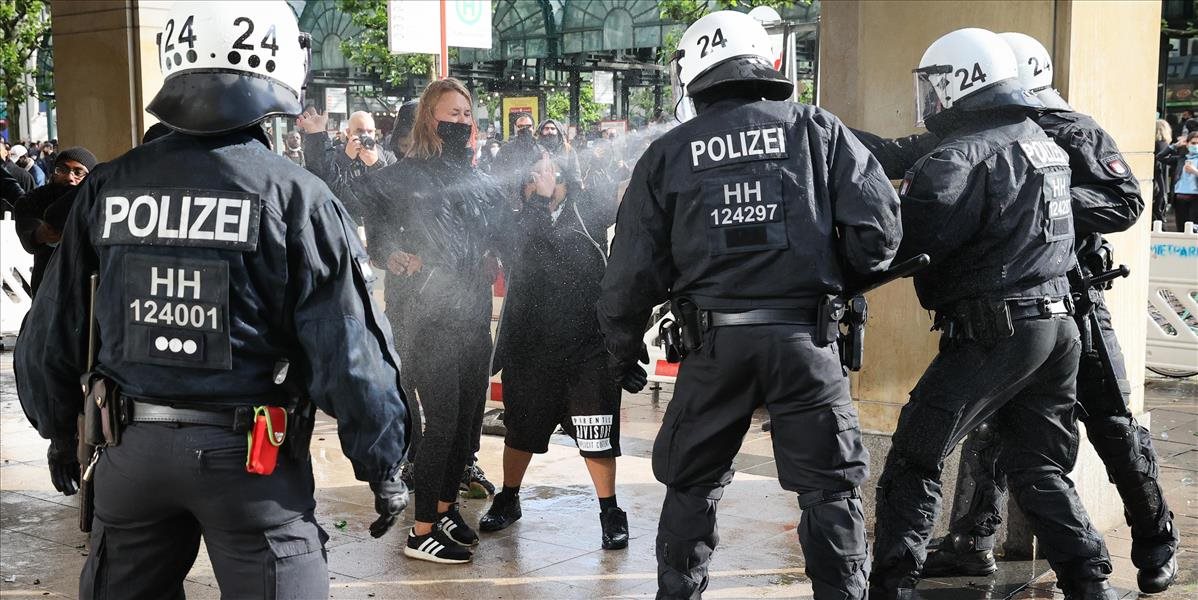 Protesty proti rasizmu neprebiehajú už len v Spojených štátoch