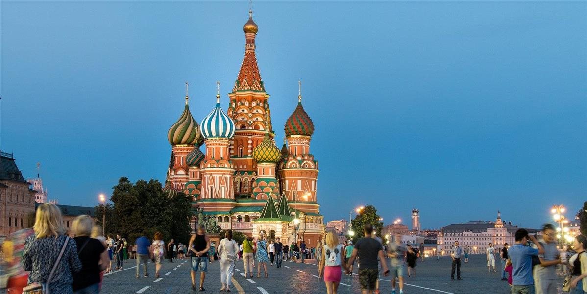 Rusko otvorí hranice a plánuje obnoviť cestovný ruch