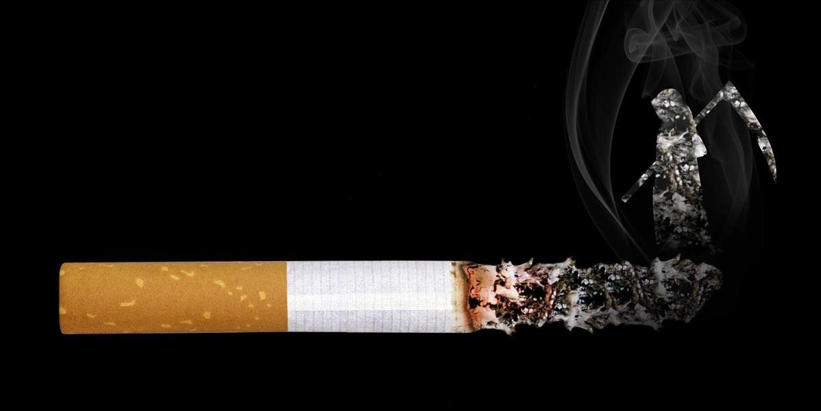 Fajčenie napomáha k ochoreniu na COVID-19, tvrdí WHO
