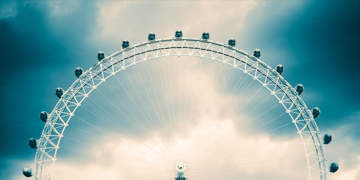 V Starom Meste vyrástlo vyhliadkové kolo