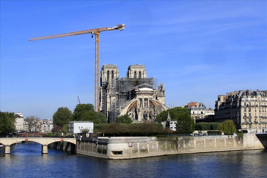 Katedrála Notre-Dame dostane nový šat v štýle z 19. storočia