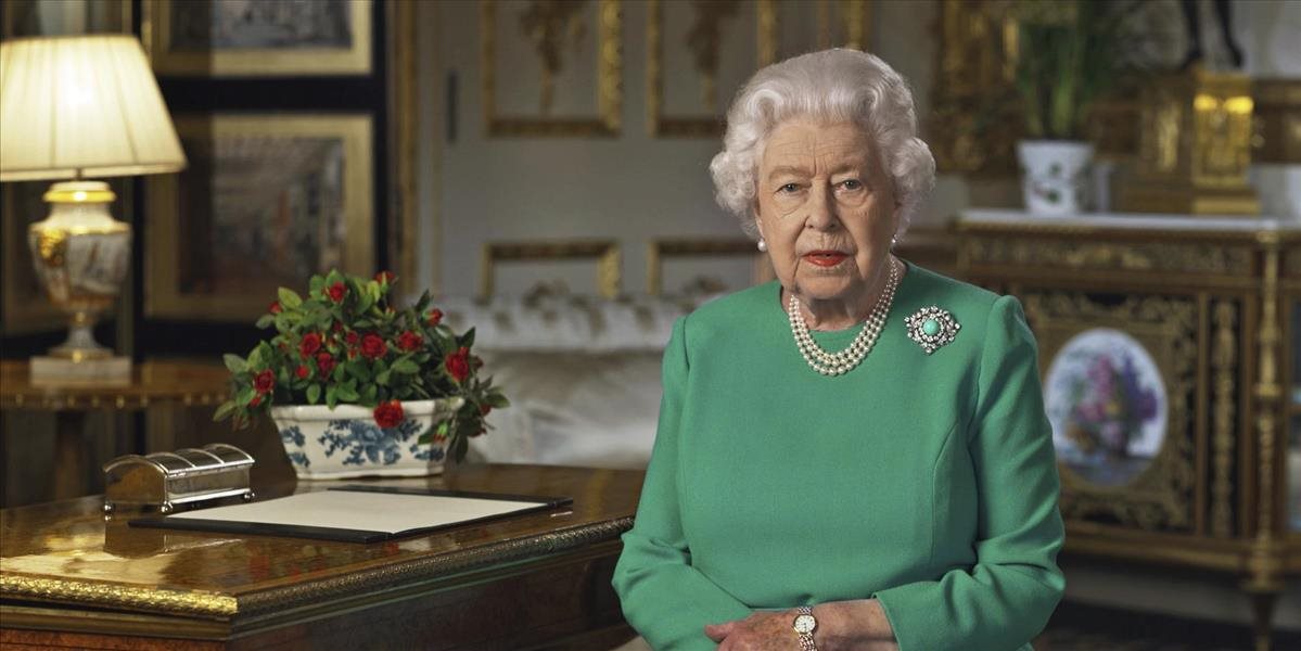 Kráľovná Alžbeta II. predstavila svoju vlastnú značku ginu